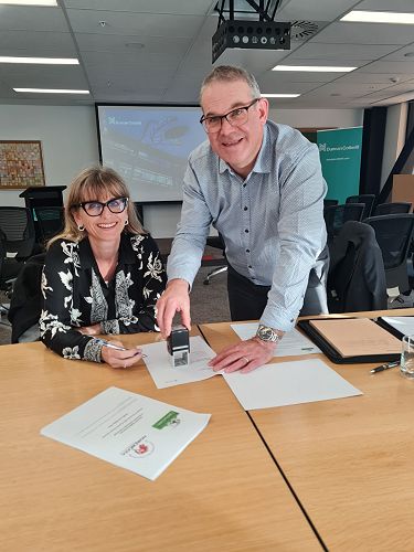 Hororata Community Trust Chair, Ainsley Walter and Trustee Richard Lang signing the MOU