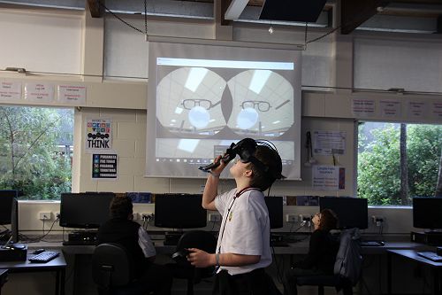 VR Experience for Digital Technology Students