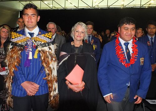 BISHOP JOYCE
CUP                                                                                                                                                                                              FOR COLLEGE
CAPTAIN 