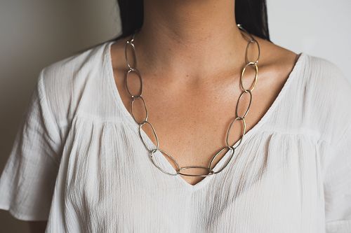 Oval Chain,
Antonia Rose Boyle.