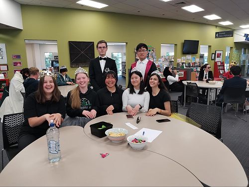 Thursday's Student Librarian Team 2022