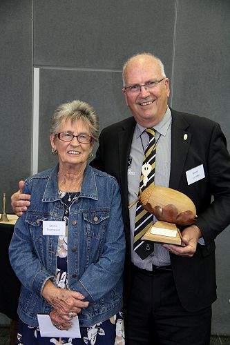 Farewell to Maton Gloria Thompson