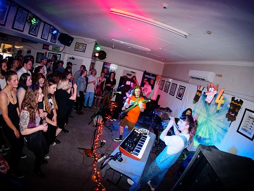 Koizilla performing in The Crown Hotel, December 2018. Image