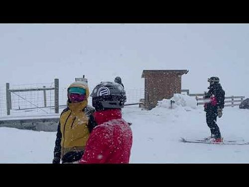 Video: Ski Champs - SNOW!