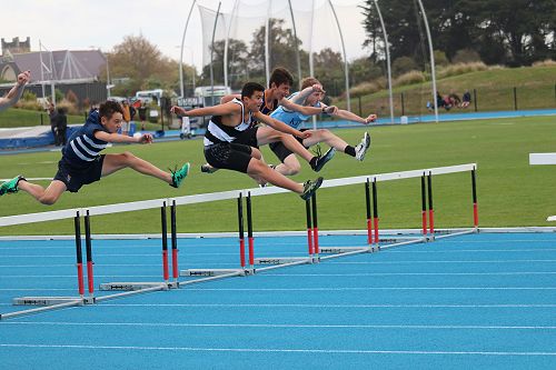 Gabriel Dickerson second from right