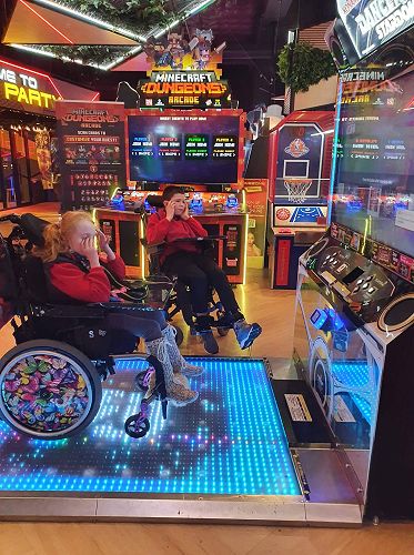 Partners in crime. Sophie is on the dancefloor.