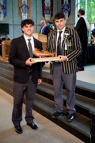 Anaru Paenga-Morgan (left) and Kuwyn Price awarded the Te Tupuwai for excellence in sport