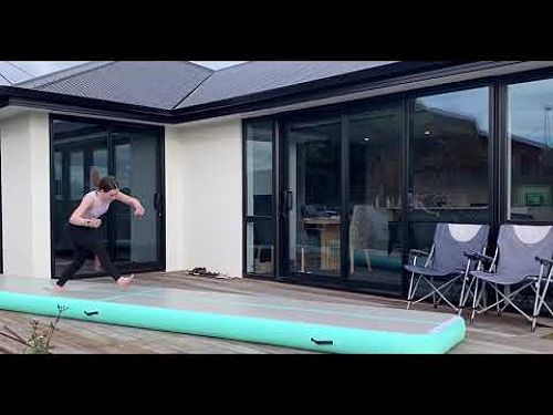 Video: Aerial Trick by Hannah Bloxham