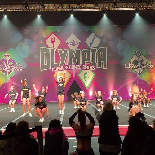 Video: KingsWay ROYALS Cheerleading Team