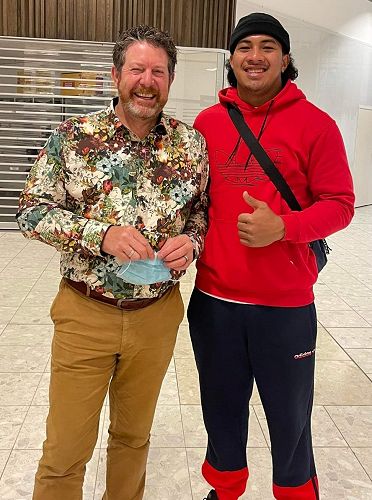 Biggsie and Fine - leaving NZ for Italy