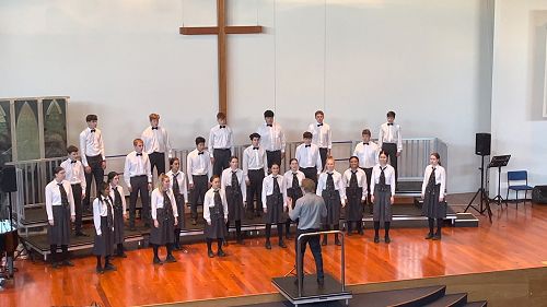 Video: St Paul's Chamber Choir Little Jack Horner