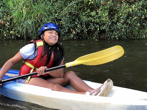 Kaela does not want to fall in.