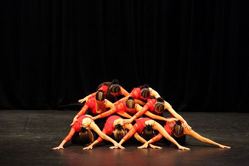 Contemporary Troupe