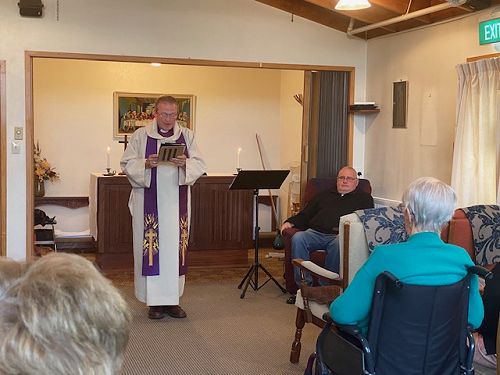 Bishop Steve leads Eucharist