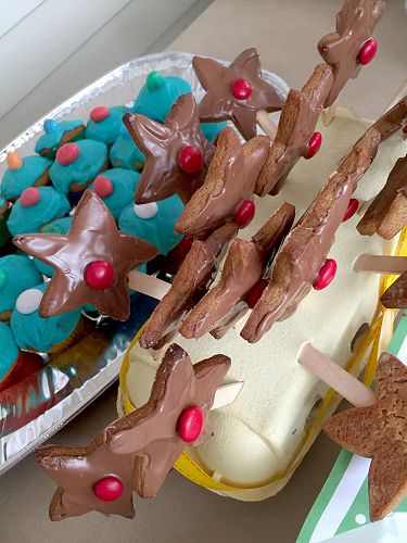 Middle School Easter Bake Sale 2016