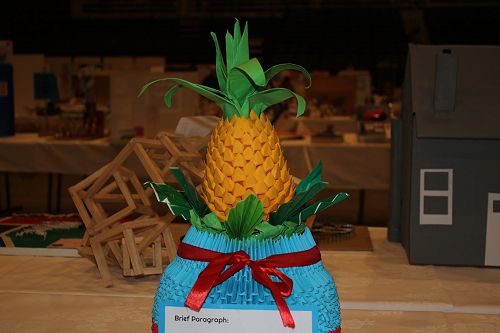 Beautiful origami pineapple by Kierence