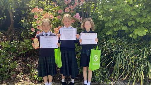 Calligraphy winners and Excellent Learners