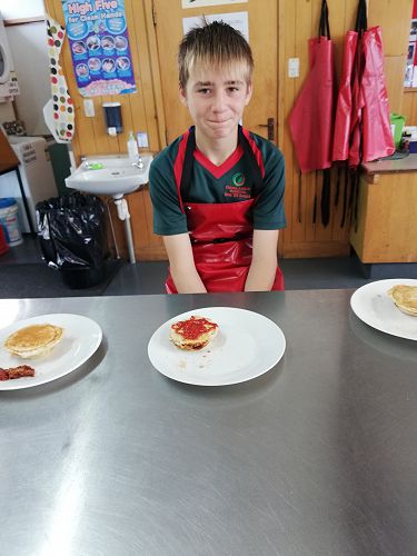 Everything tastes better with sauce!