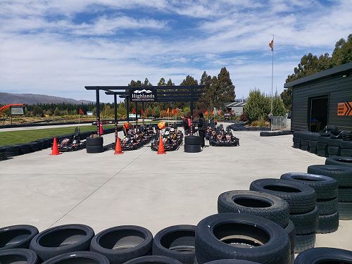 Race 1 gets ready to go