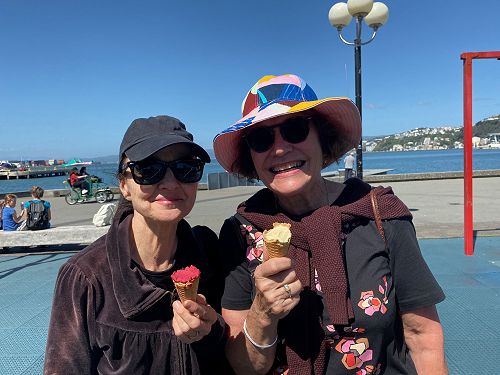 Ms Andrew & Ms Riethmaier enjoying the gelato scene