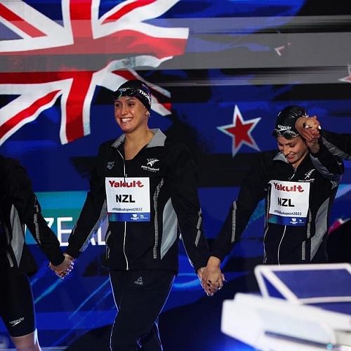 AquaBlack New Zealand swim team