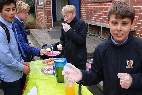 Jack Robertson ... Angus Dempster in the background