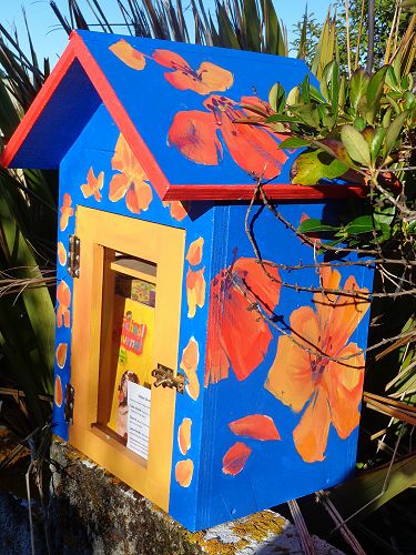 21 Delta Drive, Waldronville - <br />
<br />
(on side wall of 