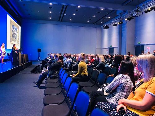 Nicole and Ally presenting at the ASM.