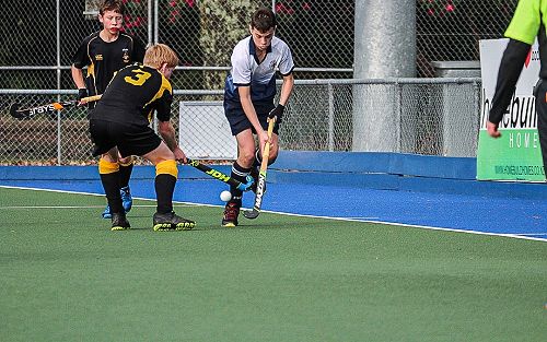 Colts Hockey v Wellington College 