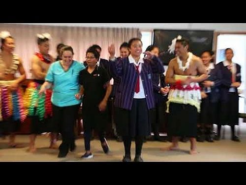 Video: St Thomas boys and Villa Maria girls - Sept 2017