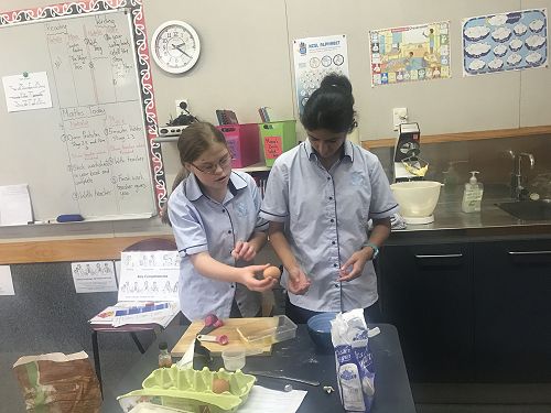 Cooking skills Maia and Natalie