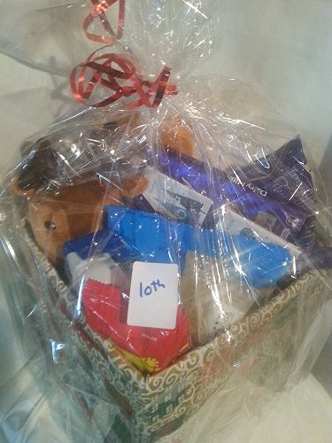 1Oth prize - Dressmart gift card and a xmas hamper.