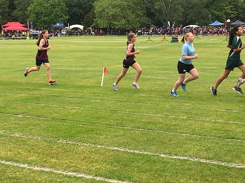 Go Alannah and Holly!