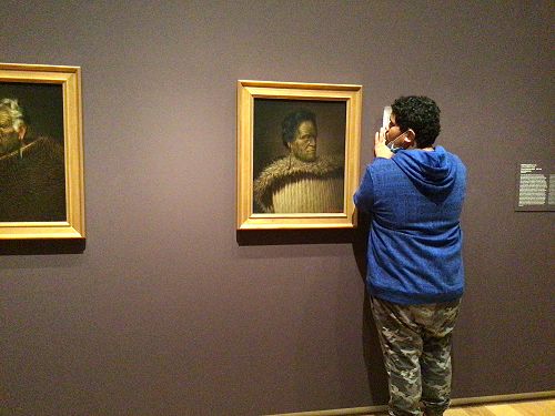 Analysing Art at the Auckland Art Gallery 