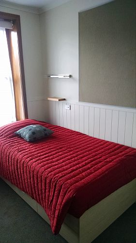 New room - RA floor, February 2017