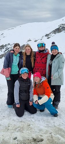 Ashburton College-Girls' Ski Team