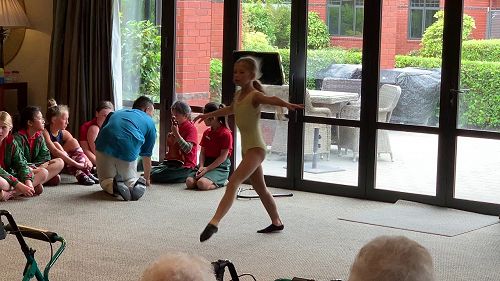 Video: Contemporary Dance