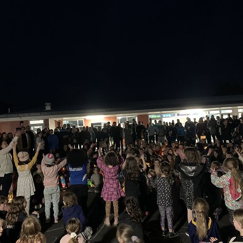 Our junior kapa haka roopu began the Matariki celebrations with a karakia.