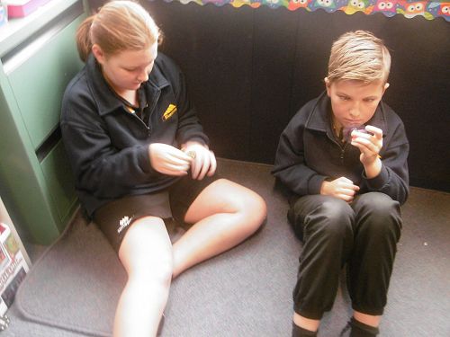 Obsessed Jesse is overcome by the fidget spinner's magical powers!