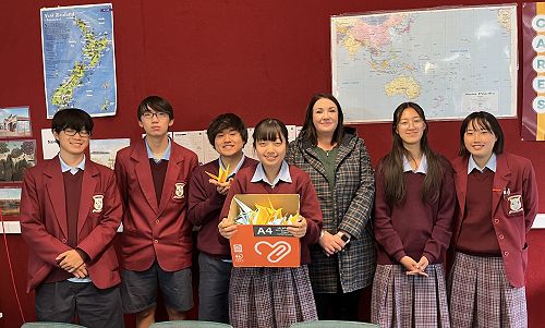 International students providing welcome gifts for our Marist visitors