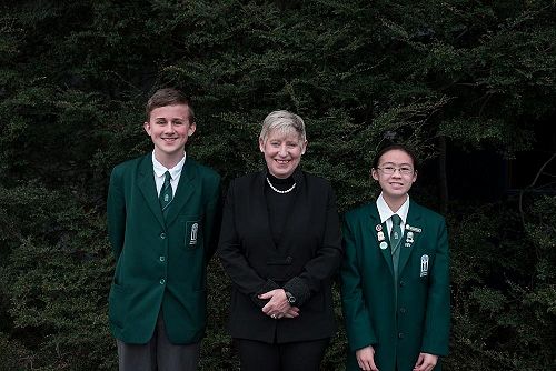 Dominic Wilson 9SDES and E Wen Wong 10WTAW pictured with the Mayor of Christchurch Lianne Dalziel