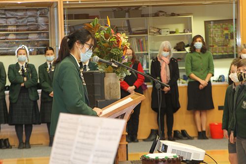 Head Prefect Helen Li reads the Blessing of Iona