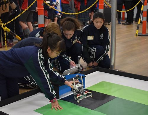 The Pentagon prepares for kickoff!