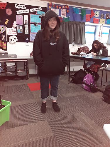 Sarah adapted these jeans by shortening them and ensuring they never unfold again!