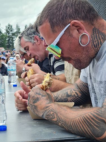 Hororata Pie Eating Competition