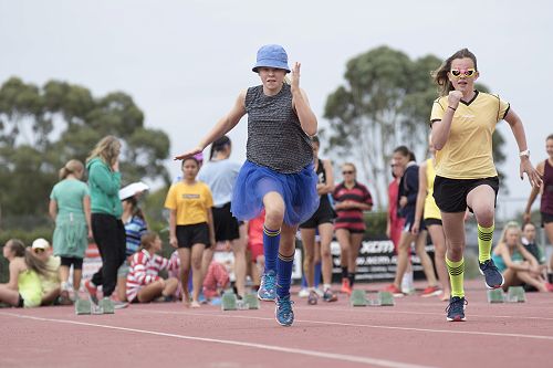 Lucy Betts - 60m Dash