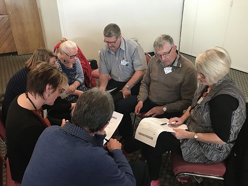 Discussing options for a revised Constitution