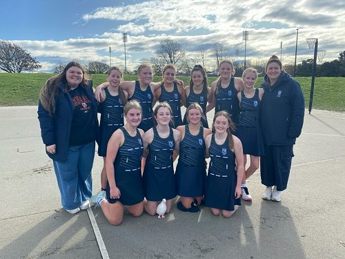 Columba 10A with coaches Laura Freeman and Ella-Rose Lawrence