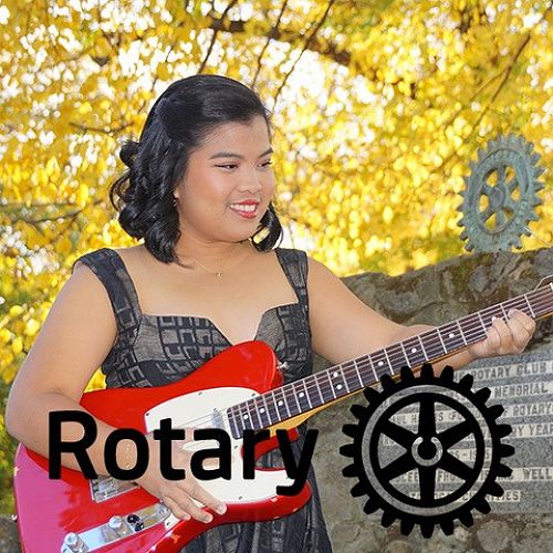 Mica Torre - lead vocalist