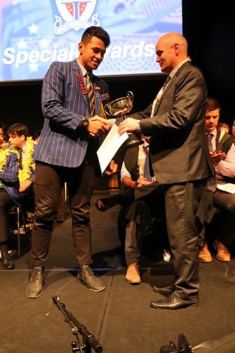 PARENTS AND FRIENDS ASSOCIATION CUP FOR SPORTSMAN OF THE YEAR - PATRICK ELIA